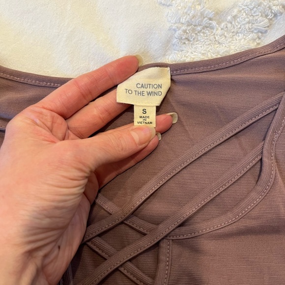 Spring Crop Top - Picture 4 of 4